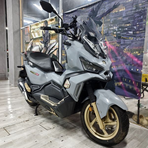 二手三阳哈士奇 Husky ADV150