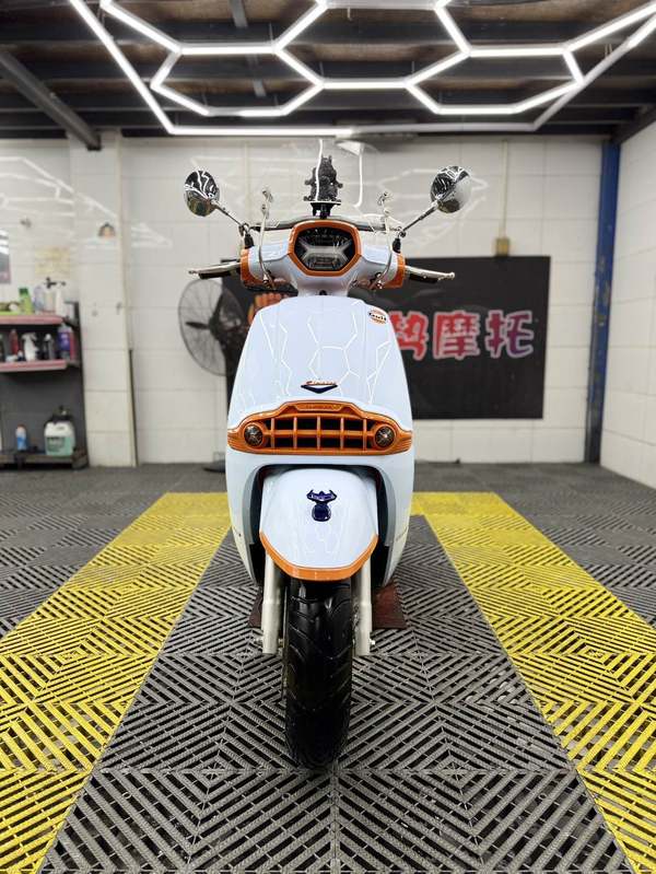 二手维多利亚Sixties 150i