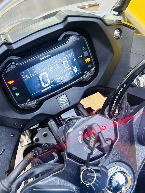 二手豪爵铃木GSX250R