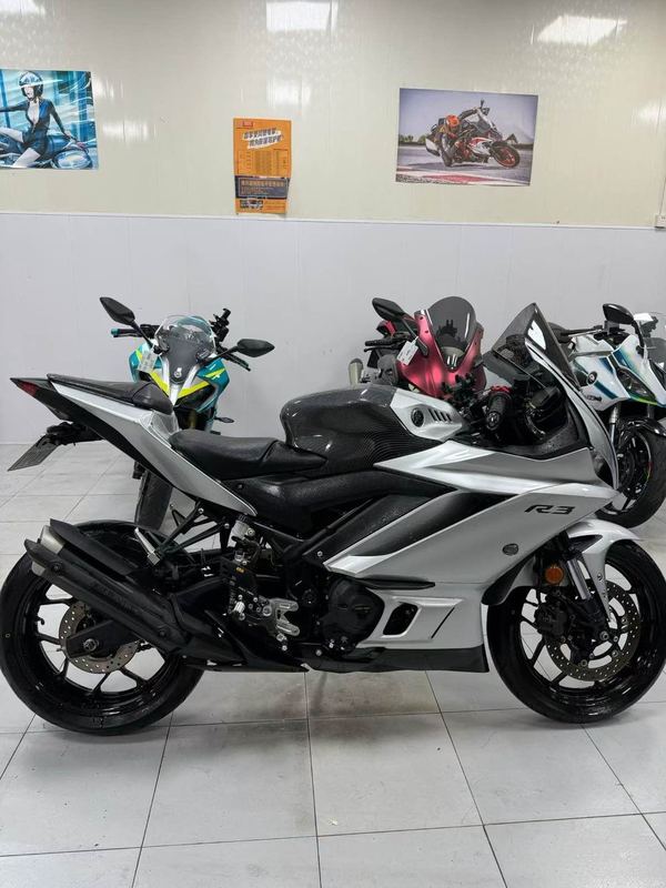 二手雅马哈YZF-R3