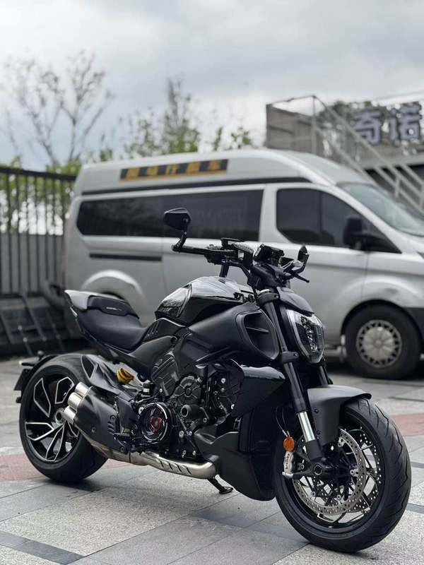 二手杜卡迪Diavel V4