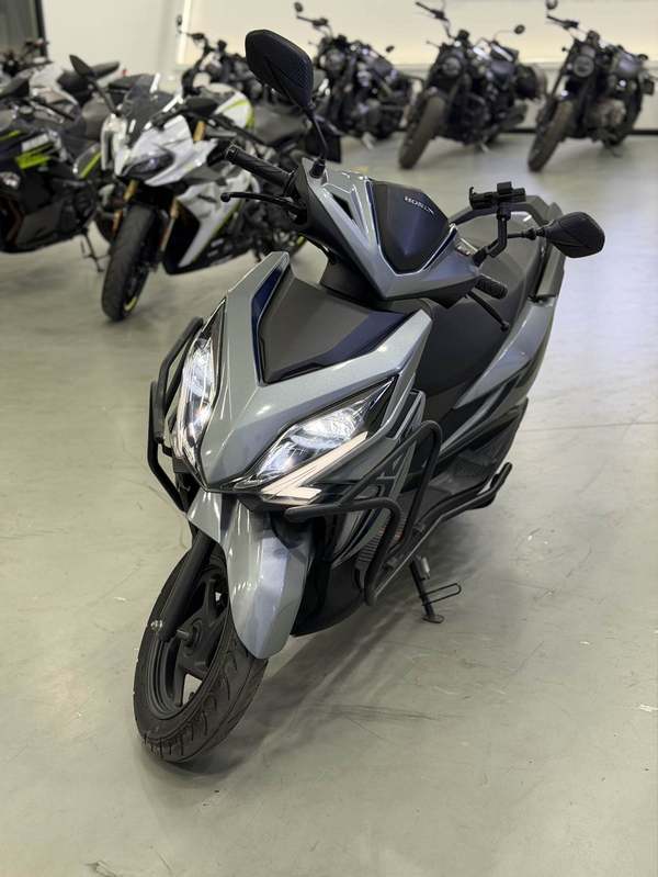 二手新大洲本田裂行 RX125Fi