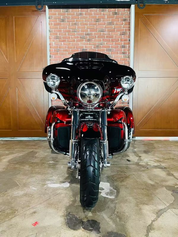 二手哈雷戴维森Tri Glide