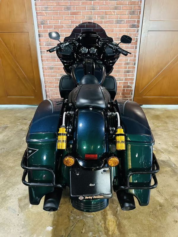 二手哈雷戴维森公路滑翔 Road Glide