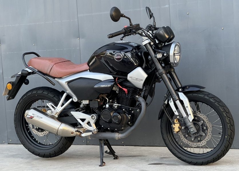 二手五羊本田鸷道 CB190SS