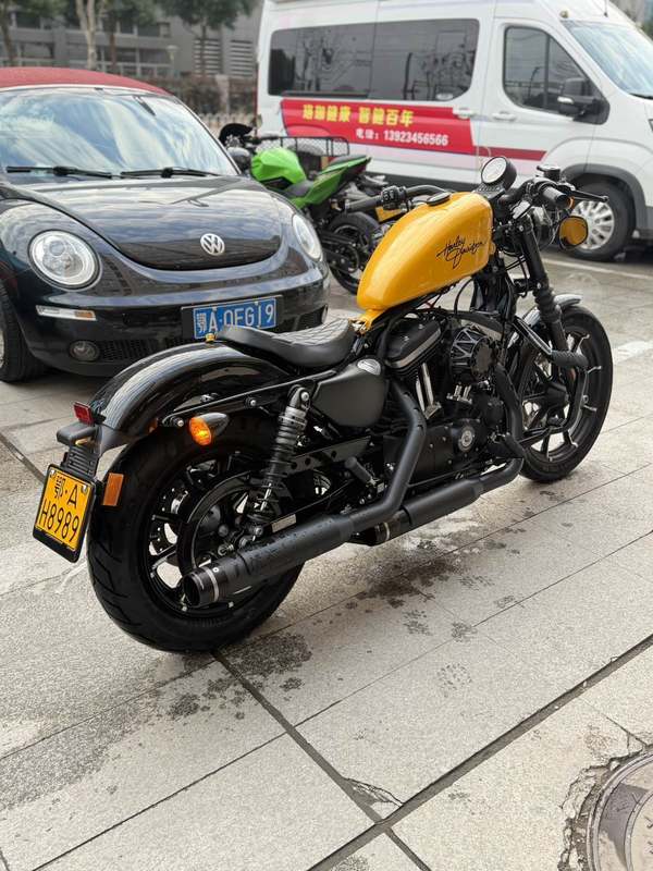 二手哈雷戴维森Iron883 硬汉