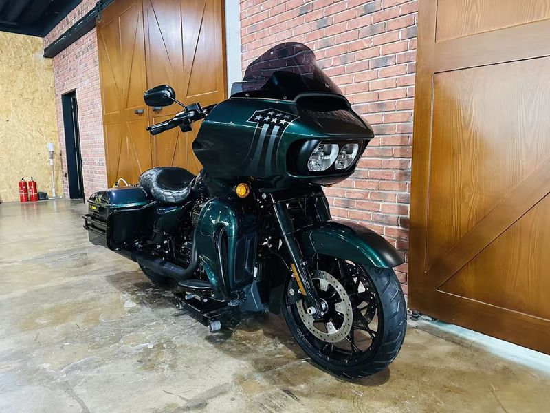 二手哈雷戴维森公路滑翔 Road Glide