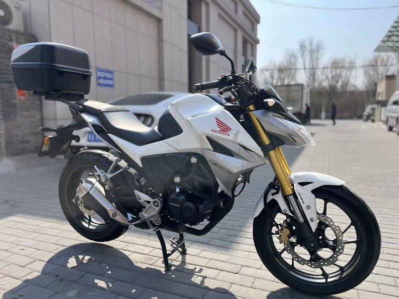 二手五羊本田CB190R 暴锋眼