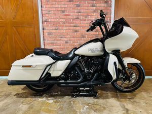 二手哈雷戴维森公路滑翔 Road Glide