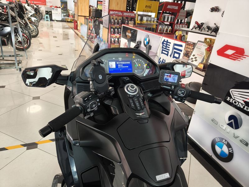 二手本田金翼正三轮