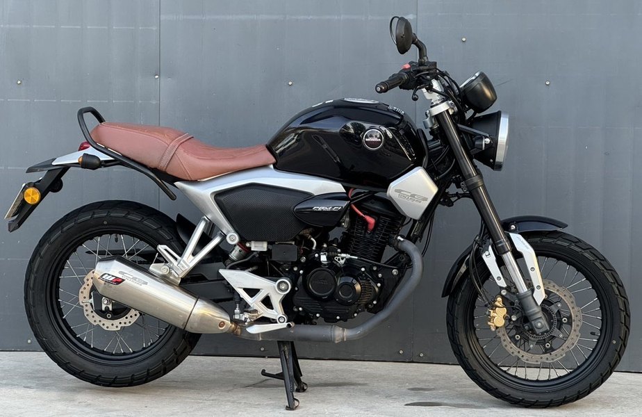 二手五羊本田鸷道 CB190SS