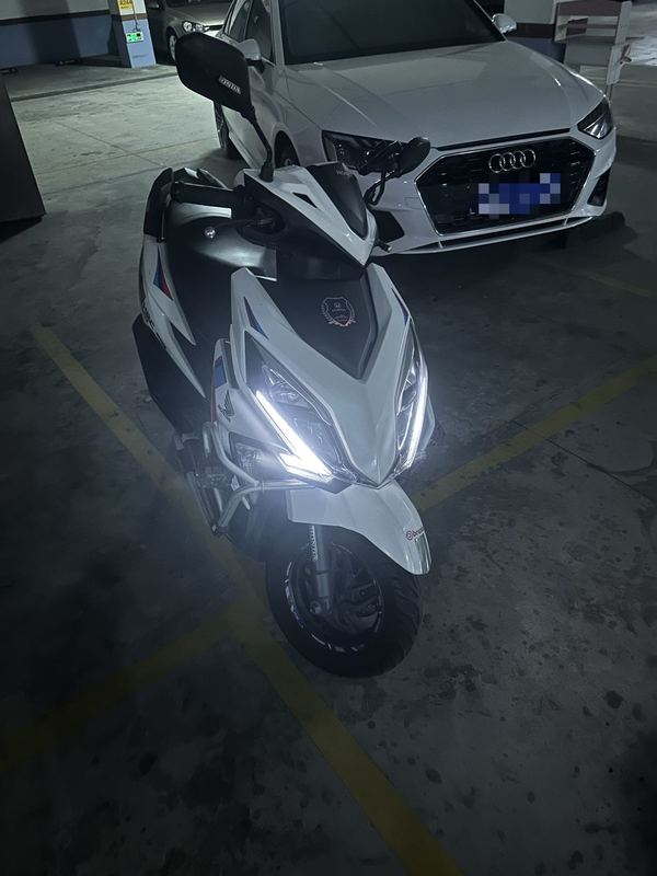 二手新大洲本田裂行 RX125Fi