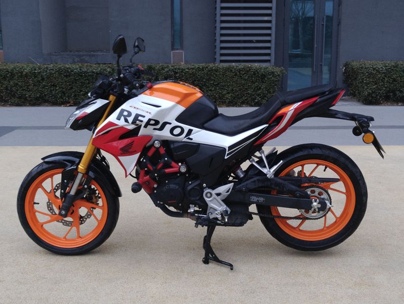 二手五羊本田CB190R 暴锋眼