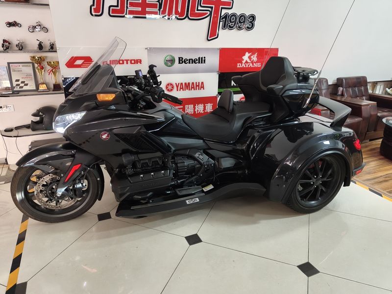 二手本田金翼正三轮