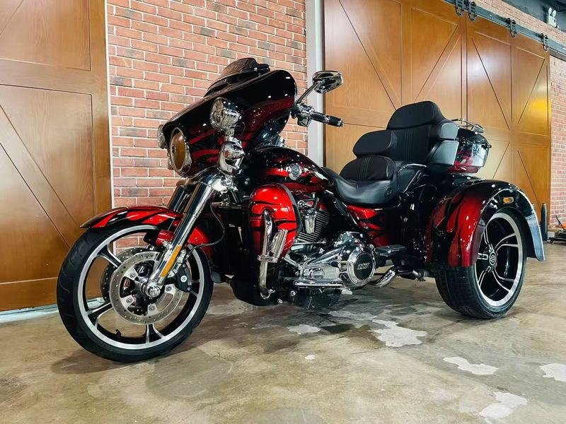 二手哈雷戴维森Tri Glide