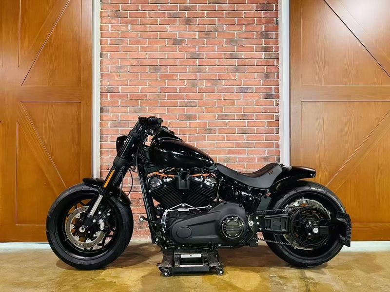 二手哈雷戴维森肥霸 Fat Bob