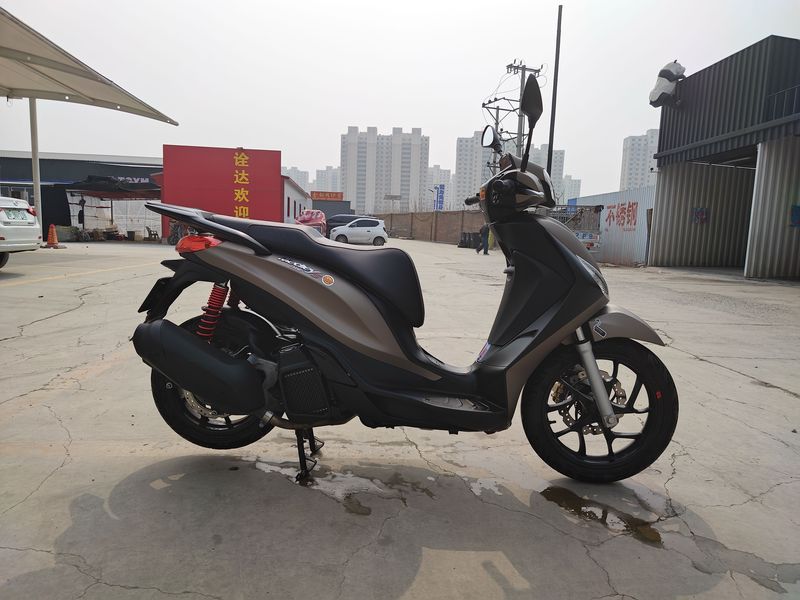 二手比亚乔Medley 150