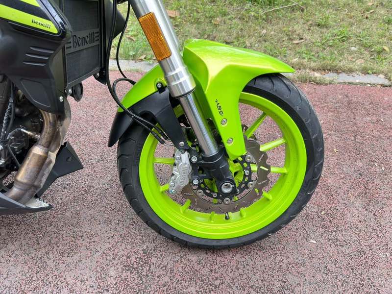 二手贝纳利蓝宝龙 BN302S