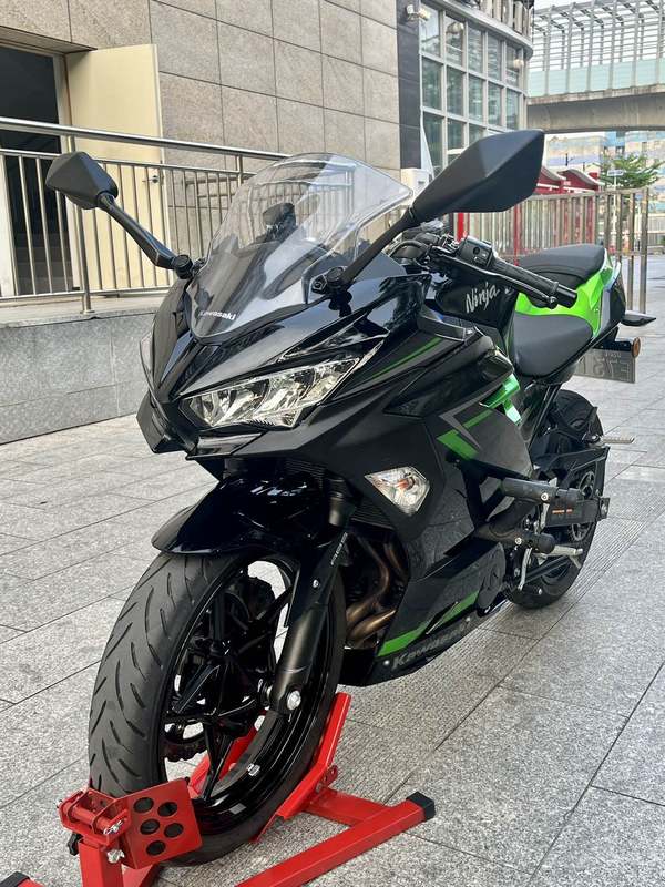 二手川崎Ninja 400