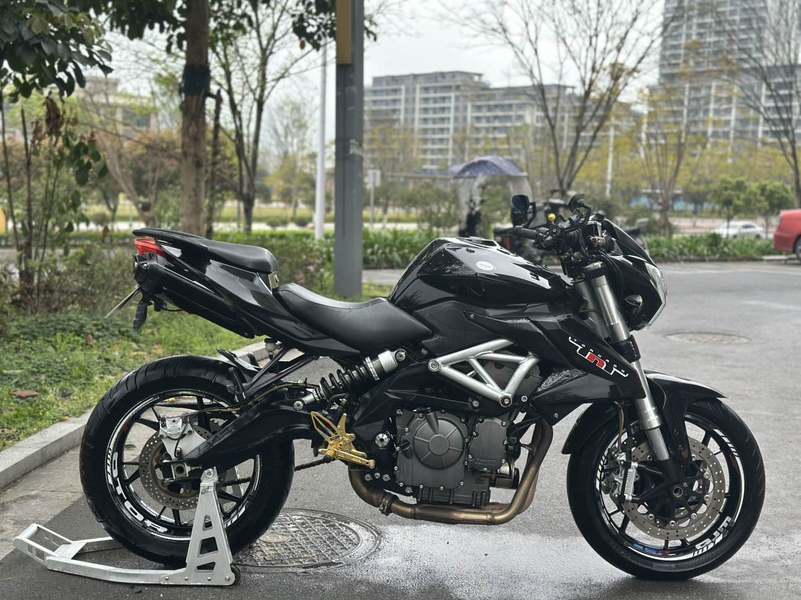 二手贝纳利TNT600i