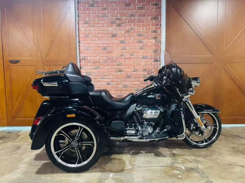 二手哈雷戴维森Tri Glide