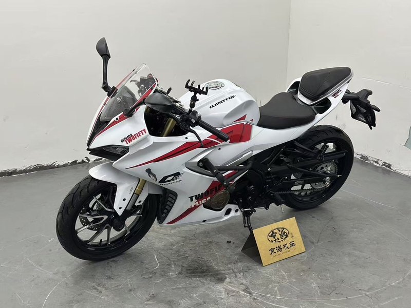 二手QJMOTOR赛250