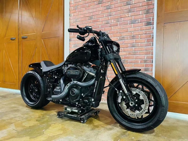 二手哈雷戴维森肥霸 Fat Bob