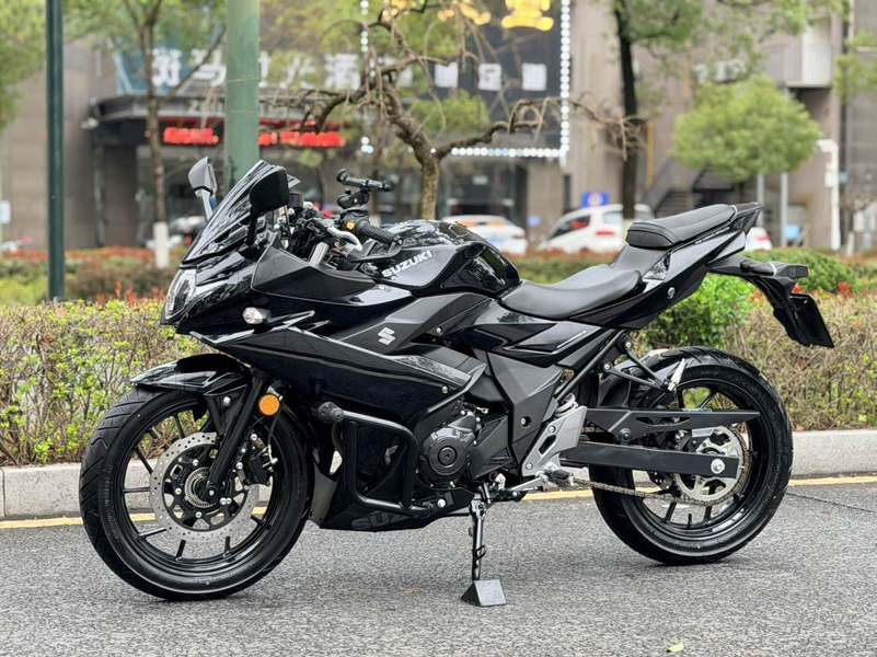 二手豪爵铃木GSX250R