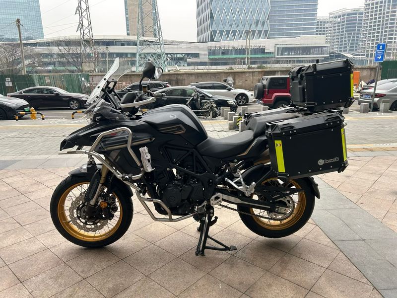 二手贝纳利TRK552