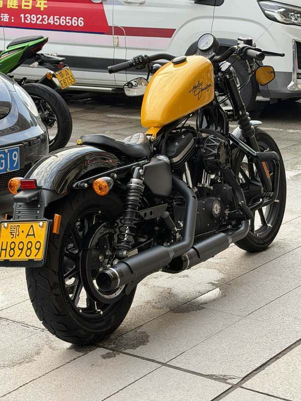 二手哈雷戴维森Iron883 硬汉