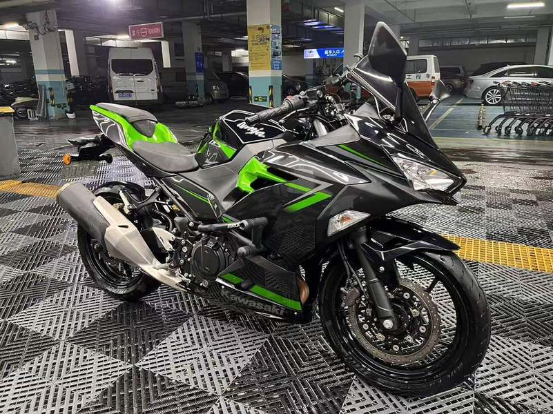 二手川崎Ninja 400