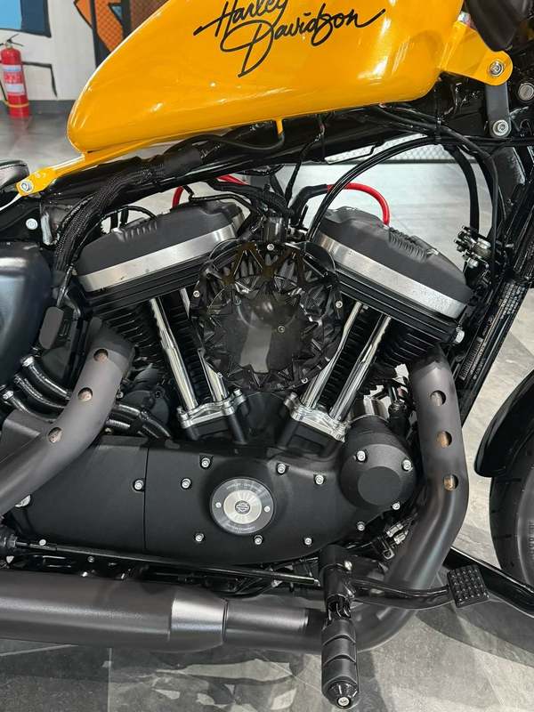 二手哈雷戴维森Iron883 硬汉