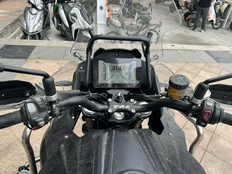 二手贝纳利TRK552