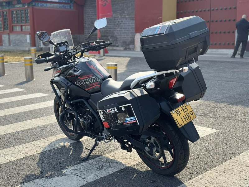 二手豪爵铃木DL250