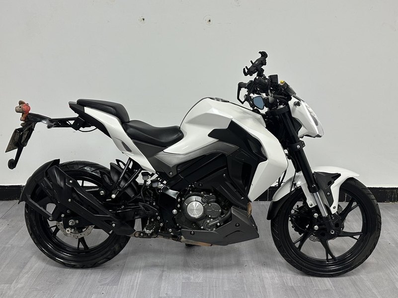 二手贝纳利小迅龙 BN150S