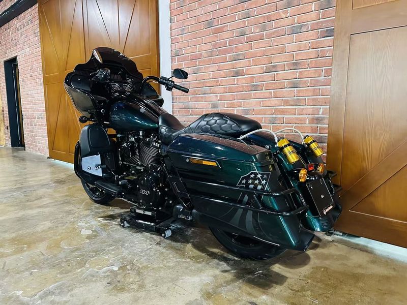 二手哈雷戴维森公路滑翔 Road Glide