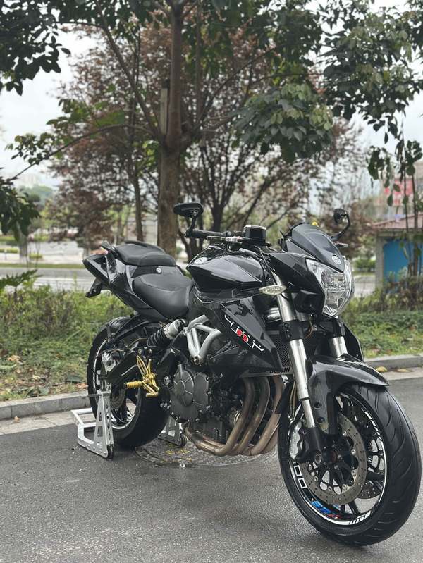 二手贝纳利TNT600i