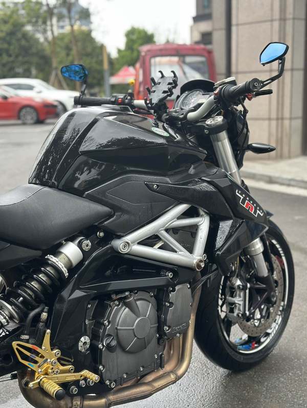 二手贝纳利TNT600i