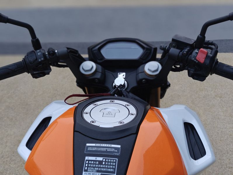 二手五羊本田CB190R 暴锋眼