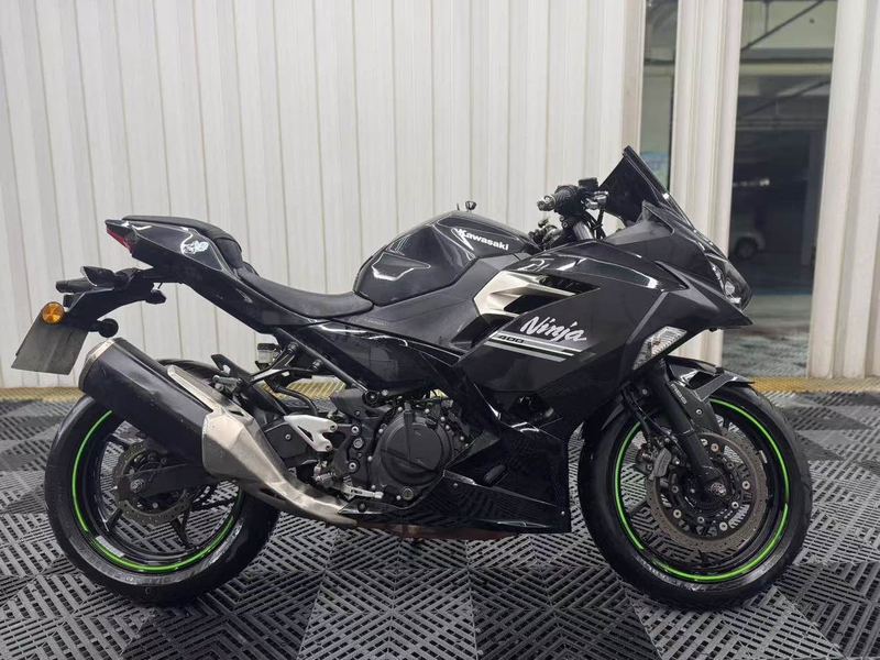 二手川崎Ninja 400