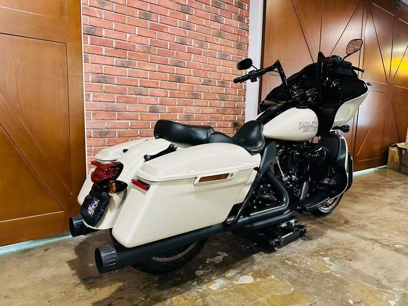 二手哈雷戴维森公路滑翔 Road Glide