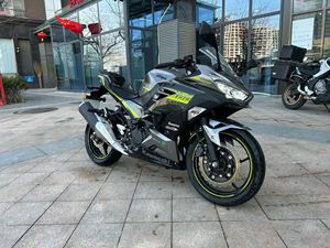二手川崎Ninja 400