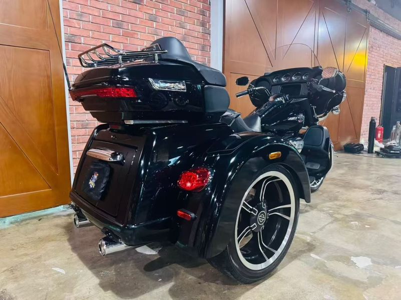 二手哈雷戴维森Tri Glide