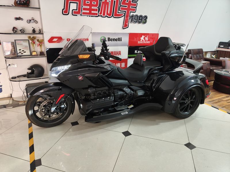 二手本田金翼正三轮