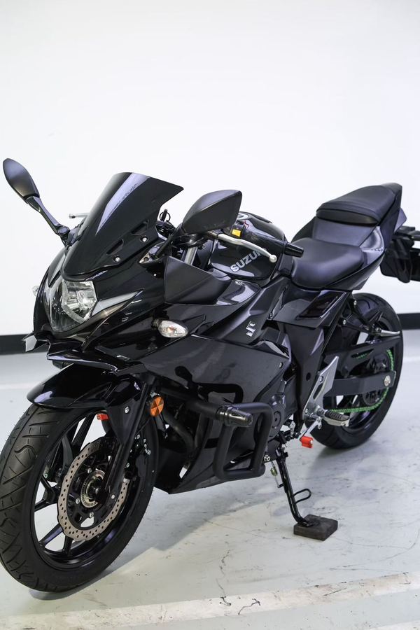 二手豪爵铃木GSX250R