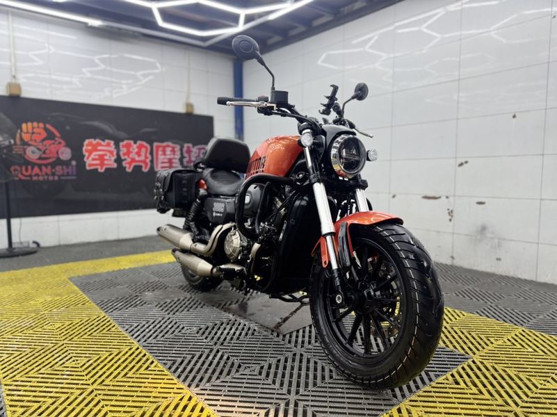 二手QJMOTOR闪300