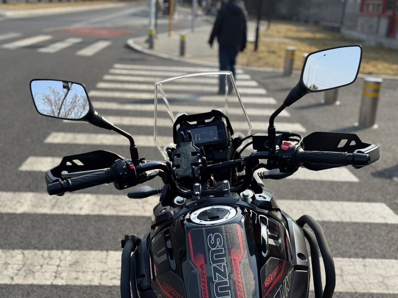 二手豪爵铃木DL250