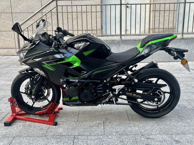 二手川崎Ninja 400