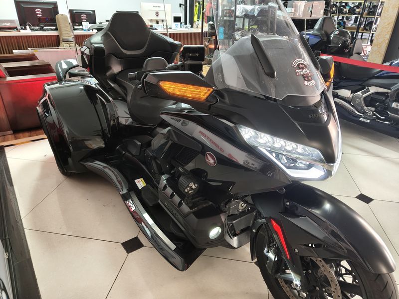 二手本田金翼正三轮