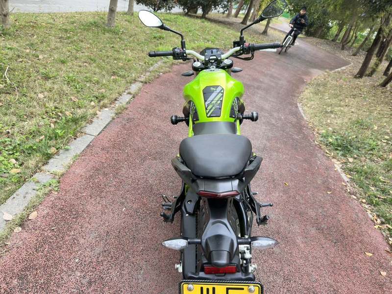 二手贝纳利蓝宝龙 BN302S